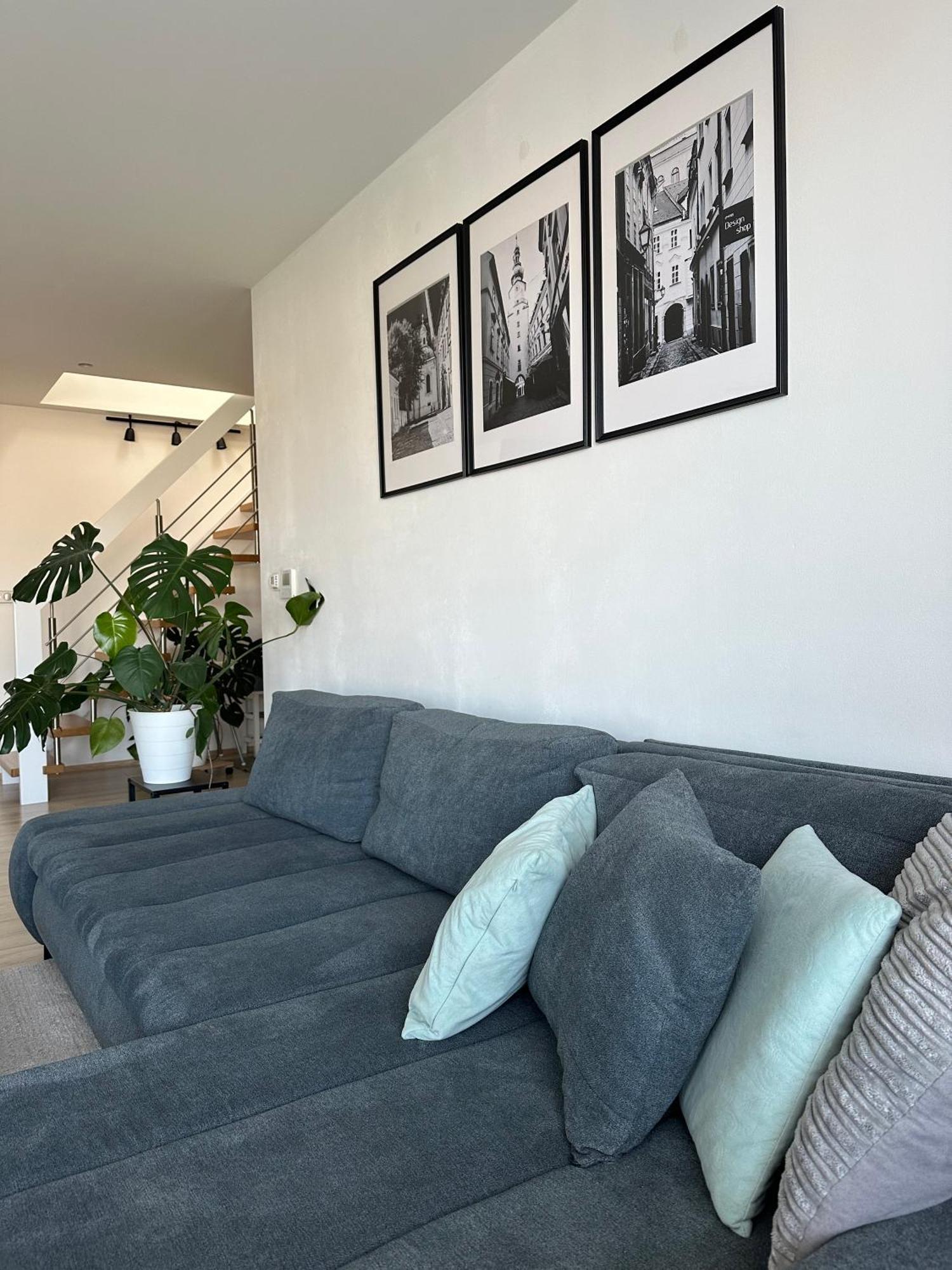 Urban Zenhouse No.2 - Breakfast Included Apartment Bratislava Exterior photo